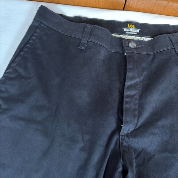 Lee Total Freedom Relaxed Fit Pants Men's 34x30 Black Cotton Blend - Picture 4 of 8